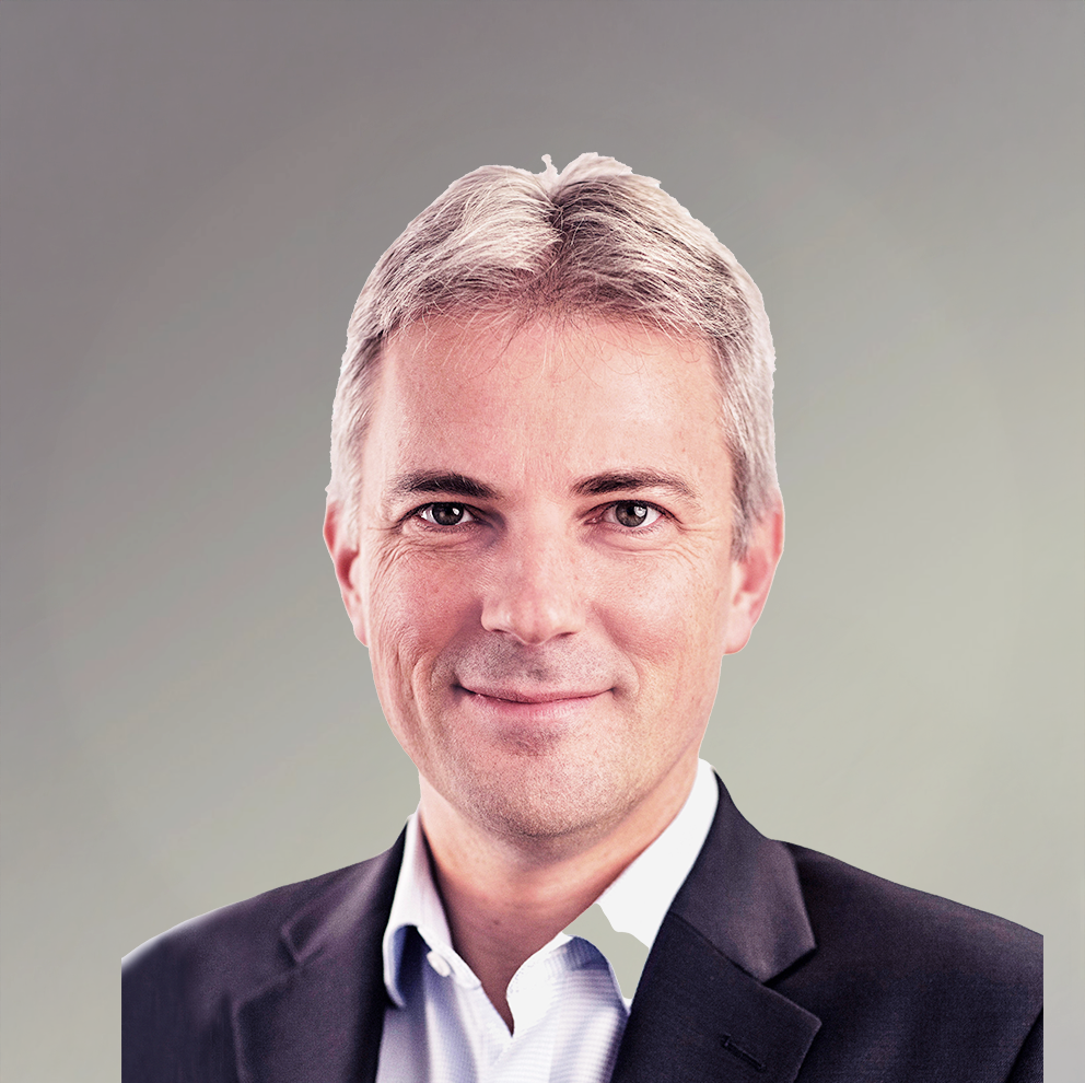 Andrew Schafer (grad bg)